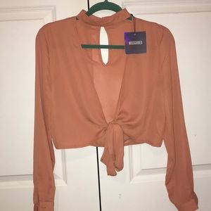 Tied front long sleeve top